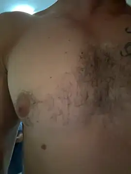 Snapshot of Lucasjandre chatting on 02/02/26, 10:41 Lucasjandre online show from 02/02/26, 10:41