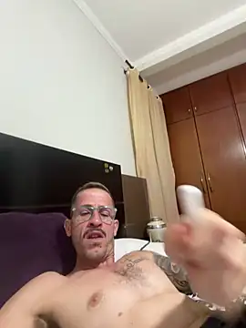 Lucasjandre online show from 05/16/26, 01:02