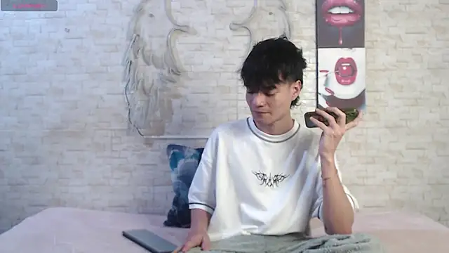 axel milo kairo and noa online show from 02/04/26, 04:57