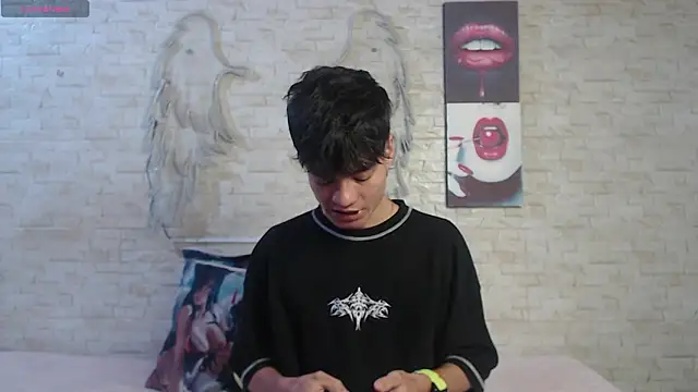 axel milo kairo and noa online show from 03/06/26, 04:47