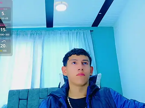 FelipeGonzalezz online show from 12/22/25, 01:08