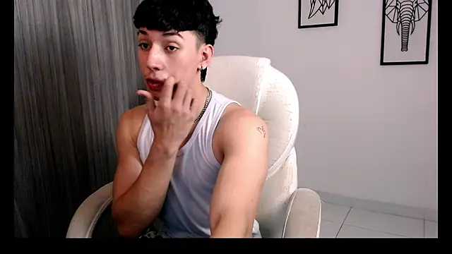 Snapshot of Steven_Connor chatting on 11/12/25, 03:29 Steven Connor online show from 11/12/25, 03:29