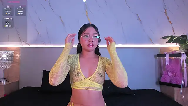 april grey11 online show from 03/27/26, 07:35