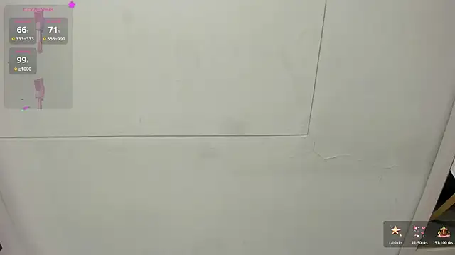 Snapshot of MIss__sammy_ chatting on 12/15/25, 11:25 MIss sammy online show from 12/15/25, 11:25