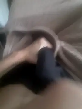 Snapshot of Magrinhopirocudo10283 chatting on 11/18/25, 04:55 Magrinhopirocudo10283 online show from 11/18/25, 04:55