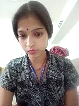 Mohnicute online show from 05/07/26, 06:02