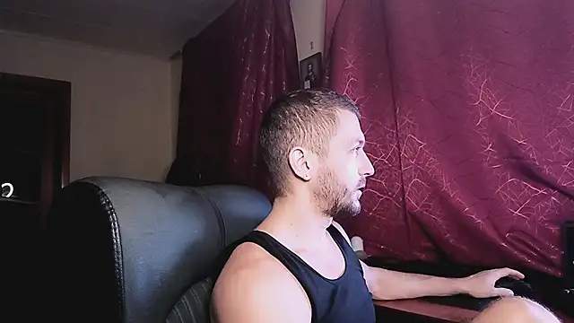 Snapshot of 333Alone_in_theDark777 chatting on 11/14/25, 08:07 333Alone in theDark777 online show from 11/14/25, 08:07