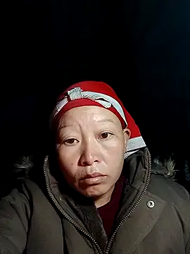 girl-hot2x online show from 12/19/25, 07:32