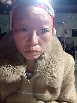 girl-hot2x online show from 02/13/26, 11:01