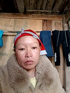 girl-hot2x online show from 02/15/26, 06:43