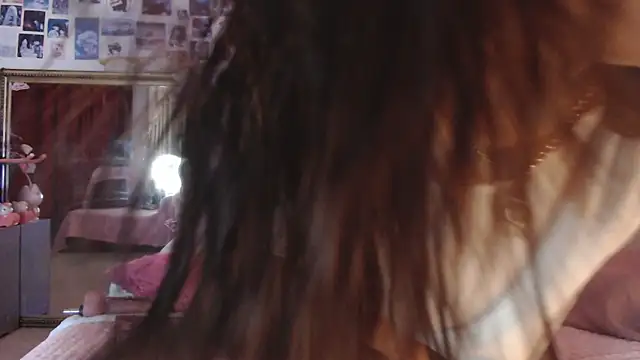 Snapshot of Mia_Tylorr chatting on 11/11/25, 09:48 Mia Tylorr online show from 11/11/25, 09:48