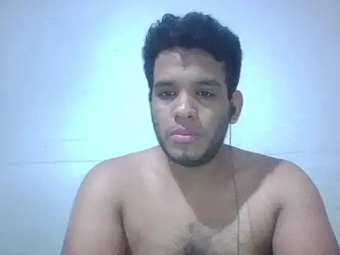 Snapshot of josecamsex27 chatting on 11/13/25, 04:00 josecamsex27 online show from 11/13/25, 04:00