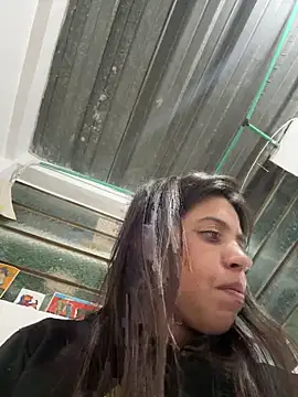 Snapshot of Litsita chatting on 11/24/25, 02:22 Litsita online show from 11/24/25, 02:22