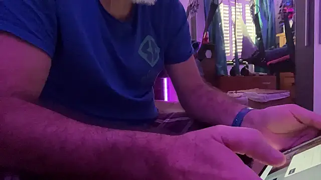 Snapshot of LeatherSdaddy chatting on 04/02/26, 08:01 LeatherSdaddy online show from 04/02/26, 08:01