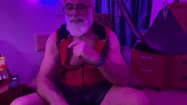 LeatherSdaddy online show from 06/01/26, 08:43