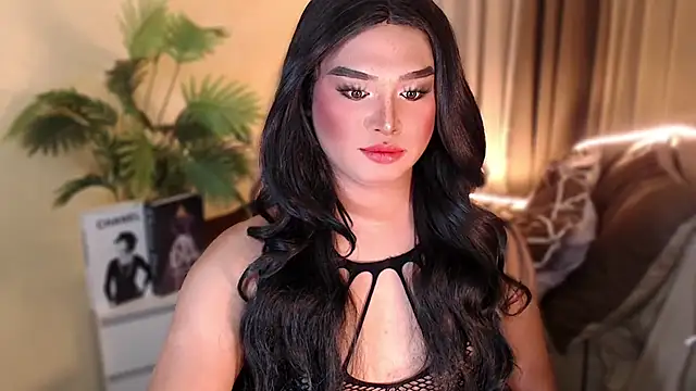 UrGoddess Sofia online show from 12/02/25, 07:53