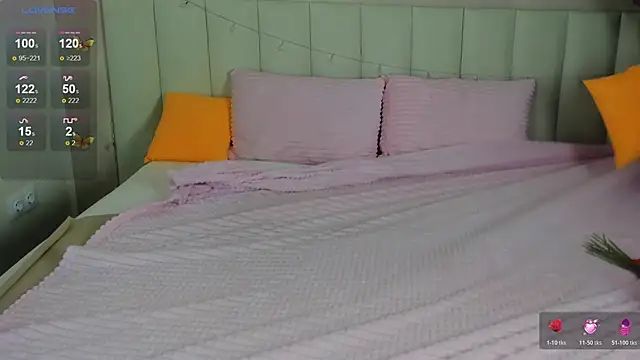 Lina Moony online show from 02/25/26, 01:48