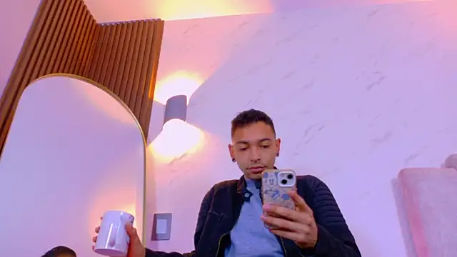 Imtavo online show from 11/23/25, 01:44