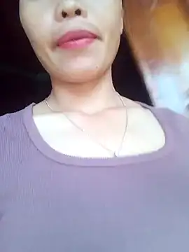 chim-yen online show from 11/14/25, 01:15