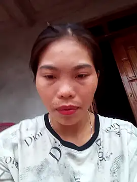 chim-yen online show from 11/17/25, 12:38