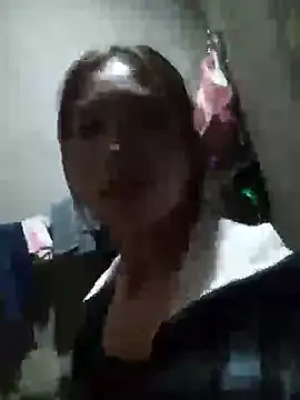 chim-yen online show from 11/18/25, 12:42