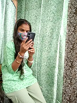 Snapshot of Virgin_girl88 chatting on 11/11/25, 07:08 Virgin girl88 online show from 11/11/25, 07:08