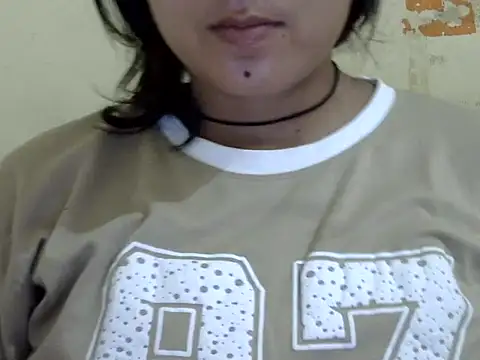 Anika Singh online show from 04/23/26, 02:41