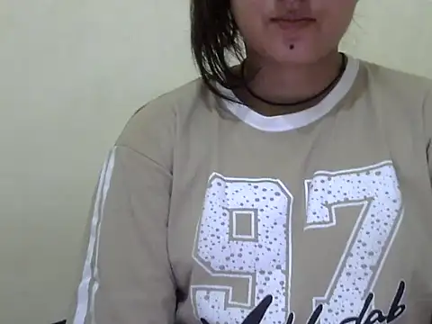 Snapshot of Anika_Singh chatting on 06/14/26, 06:26 Anika Singh online show from 06/14/26, 06:26