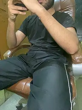 hotyyyyjonny online show from 04/13/26, 02:39