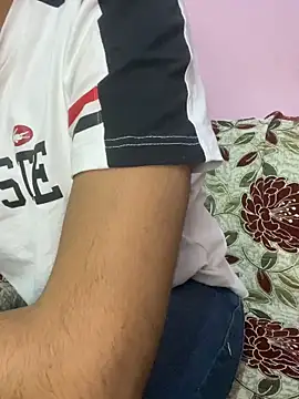 hotyyyyjonny online show from 05/06/26, 03:28