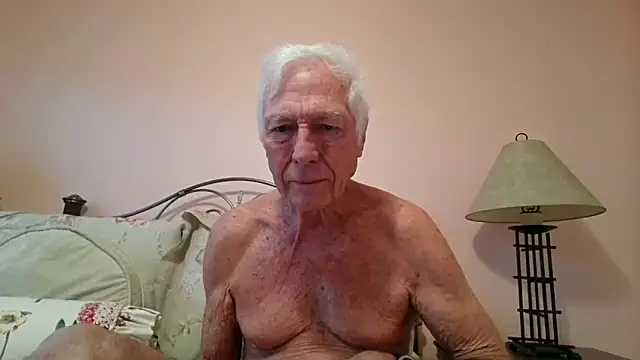 Snapshot of capttp chatting on 12/02/25, 03:51 capttp online show from 12/02/25, 03:51