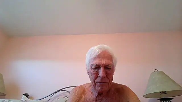 Snapshot of capttp chatting on 01/13/26, 04:01 capttp online show from 01/13/26, 04:01