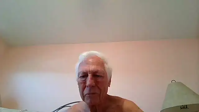 Snapshot of capttp chatting on 05/19/26, 02:56 capttp online show from 05/19/26, 02:56