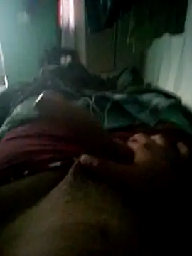 Snapshot of HornyMx2390 chatting on 11/16/25, 03:50 HornyMx2390 online show from 11/16/25, 03:50