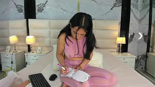 Lucy Vegas online show from 02/12/26, 01:50