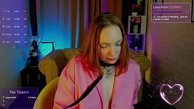 Elizabeth Walson online show from 11/22/25, 09:36