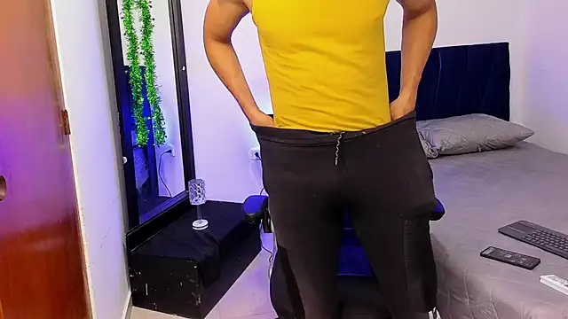 Snapshot of Nolan_joness chatting on 11/22/25, 02:05 Nolan joness online show from 11/22/25, 02:05