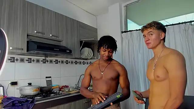 Snapshot of Nolan_joness chatting on 11/25/25, 04:07 Nolan joness online show from 11/25/25, 04:07