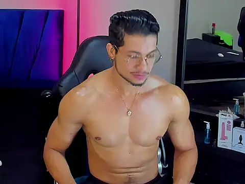 Snapshot of Nolan_joness chatting on 03/17/26, 07:39 Nolan joness online show from 03/17/26, 07:39