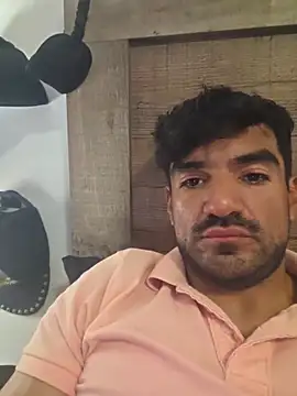 piggylatino online show from 04/19/26, 11:53