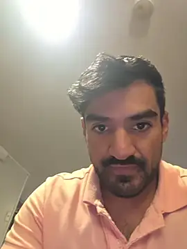 piggylatino online show from 04/22/26, 04:19