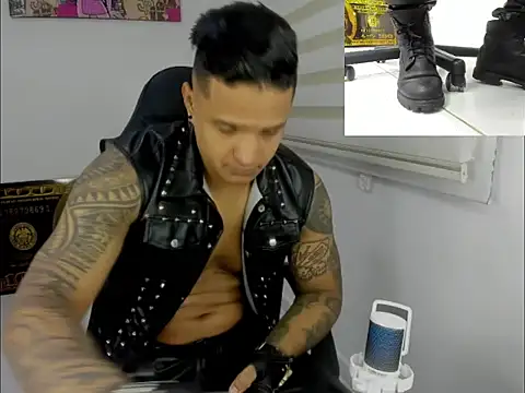 master leather online show from 03/09/26, 11:42