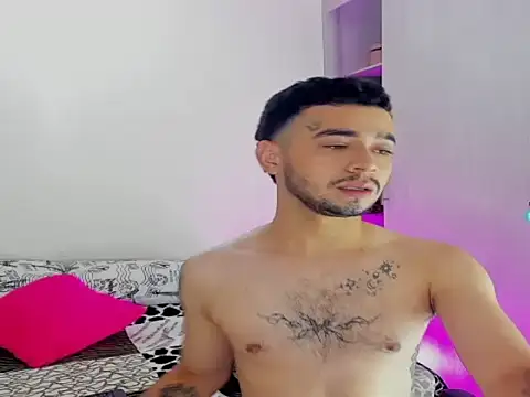 JohnE Medina online show from 11/24/25, 11:37