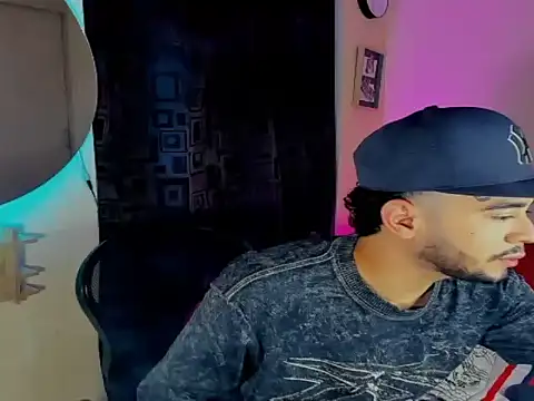 JohnE Medina online show from 12/05/25, 08:27