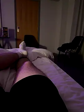 Snapshot of Blancmystro chatting on 11/17/25, 06:14 Blancmystro online show from 11/17/25, 06:14