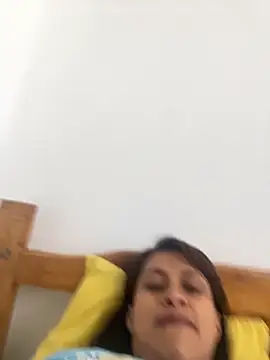 Snapshot of valeria_absurdah chatting on 12/05/25, 02:47 valeria absurdah online show from 12/05/25, 02:47