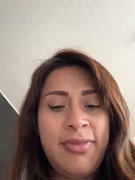 Snapshot of valeria_absurdah chatting on 12/15/25, 10:25 valeria absurdah online show from 12/15/25, 10:25