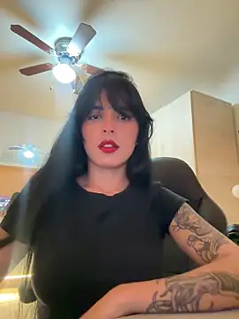 Cristal Cerati  online show from 04/16/26, 01:50