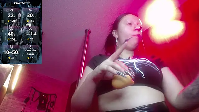 Snapshot of Belladonna_trix chatting on 07/16/26, 03:07 Belladonna trix online show from 07/16/26, 03:07