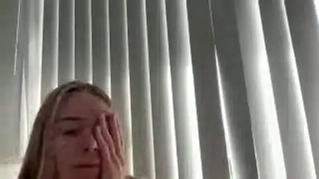 Snapshot of GigiLinks chatting on 11/11/25, 11:27 GigiLinks online show from 11/11/25, 11:27